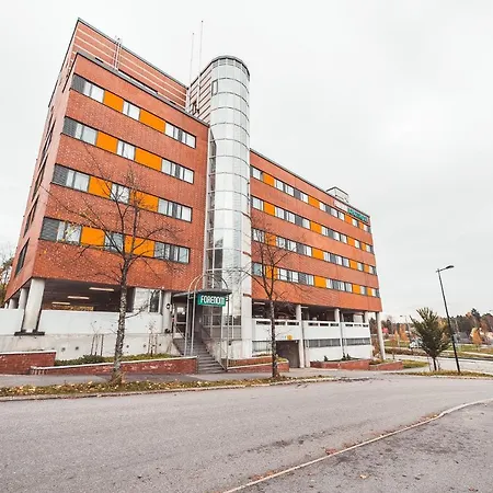 Ξενοδοχείο με διαμερίσματα Forenom Leppaevaara